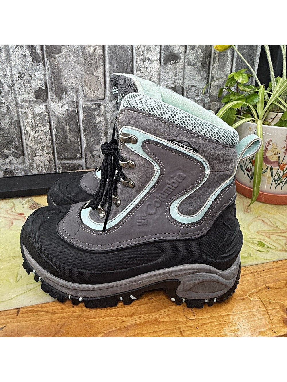 Columbia Omni-Tech 200g Lace-Up Insulated Ankle Snow Boots Gray Black Mint 7